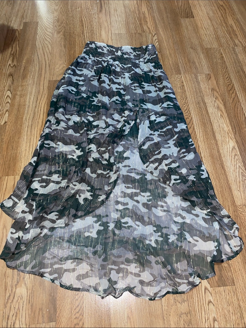 Camo Print High-Low Pleated Maxi Skirt - Green